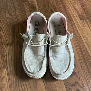 Women’s Wendy Chambray Hey Dudes